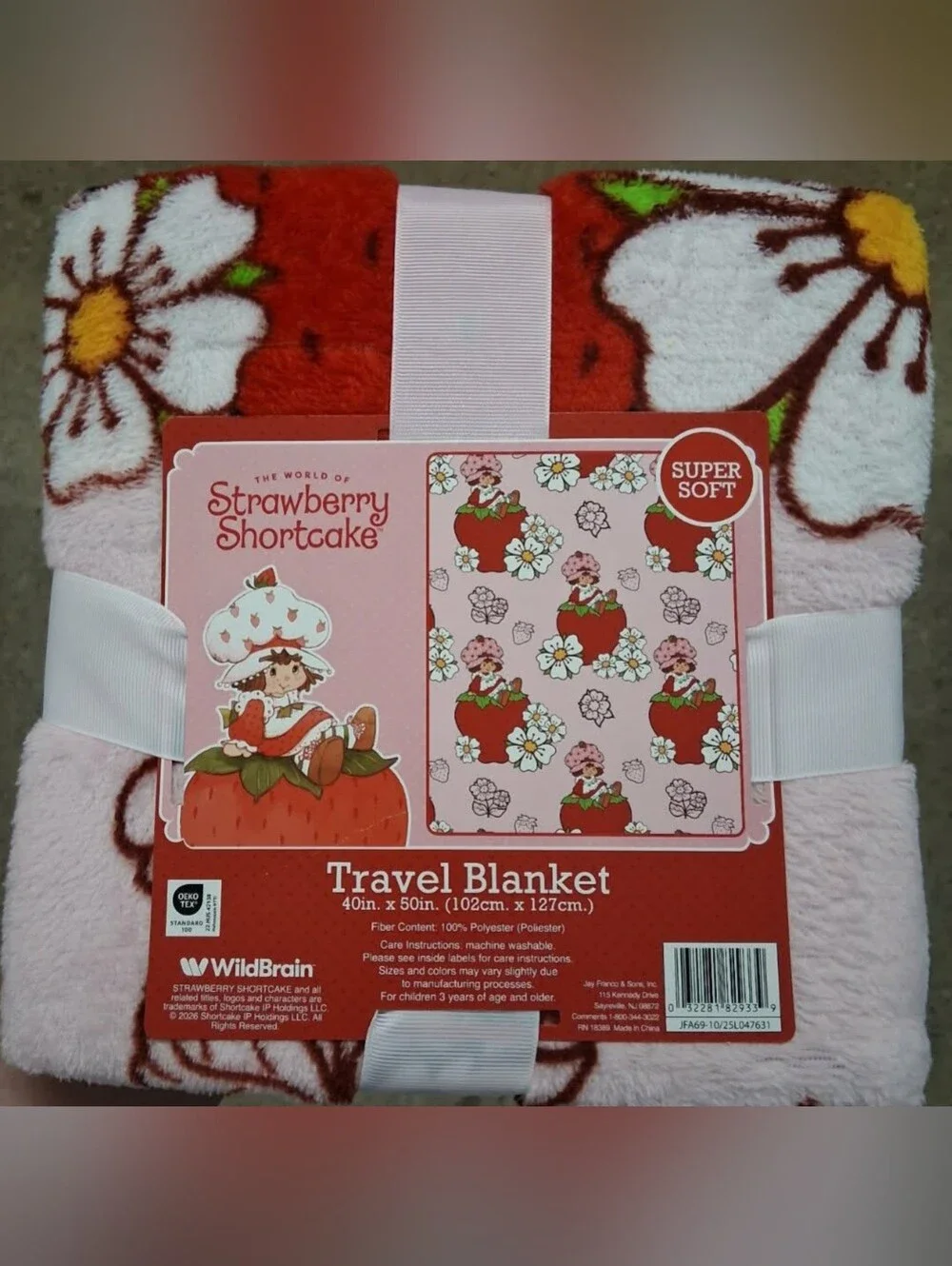 New Strawberry Shortcake Red Travel Blanket - Super Soft